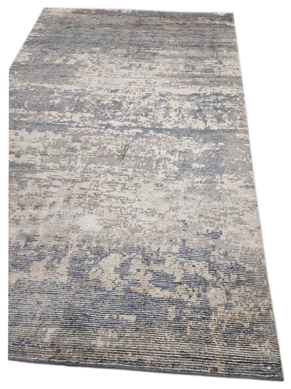 Artisan Mary  Silver Taupe Contemporary Knotted Rug
