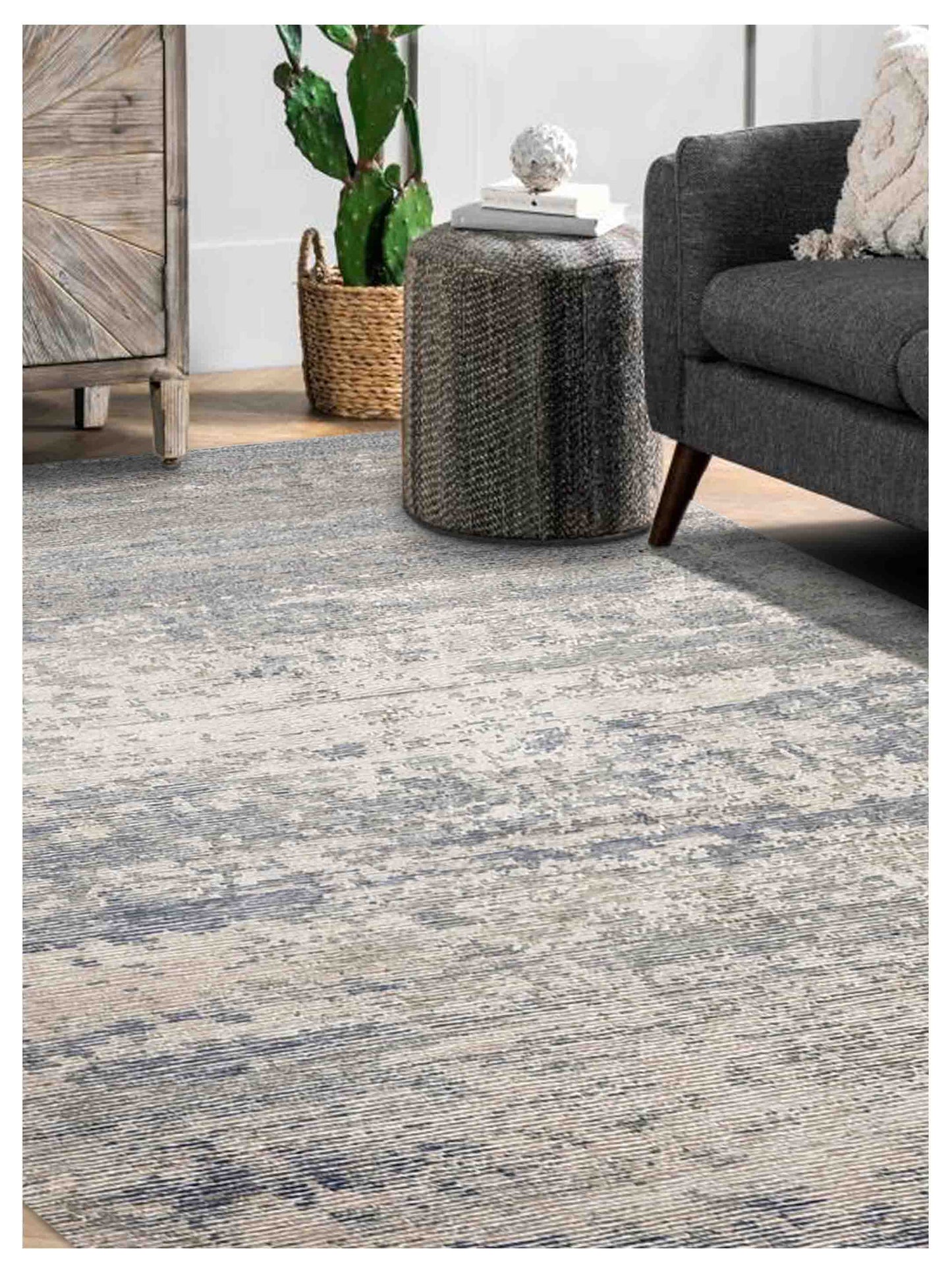 Artisan Mary  Silver Taupe Contemporary Knotted Rug