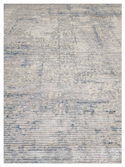 Artisan Mary Silver Blue Contemporary Knotted Rug