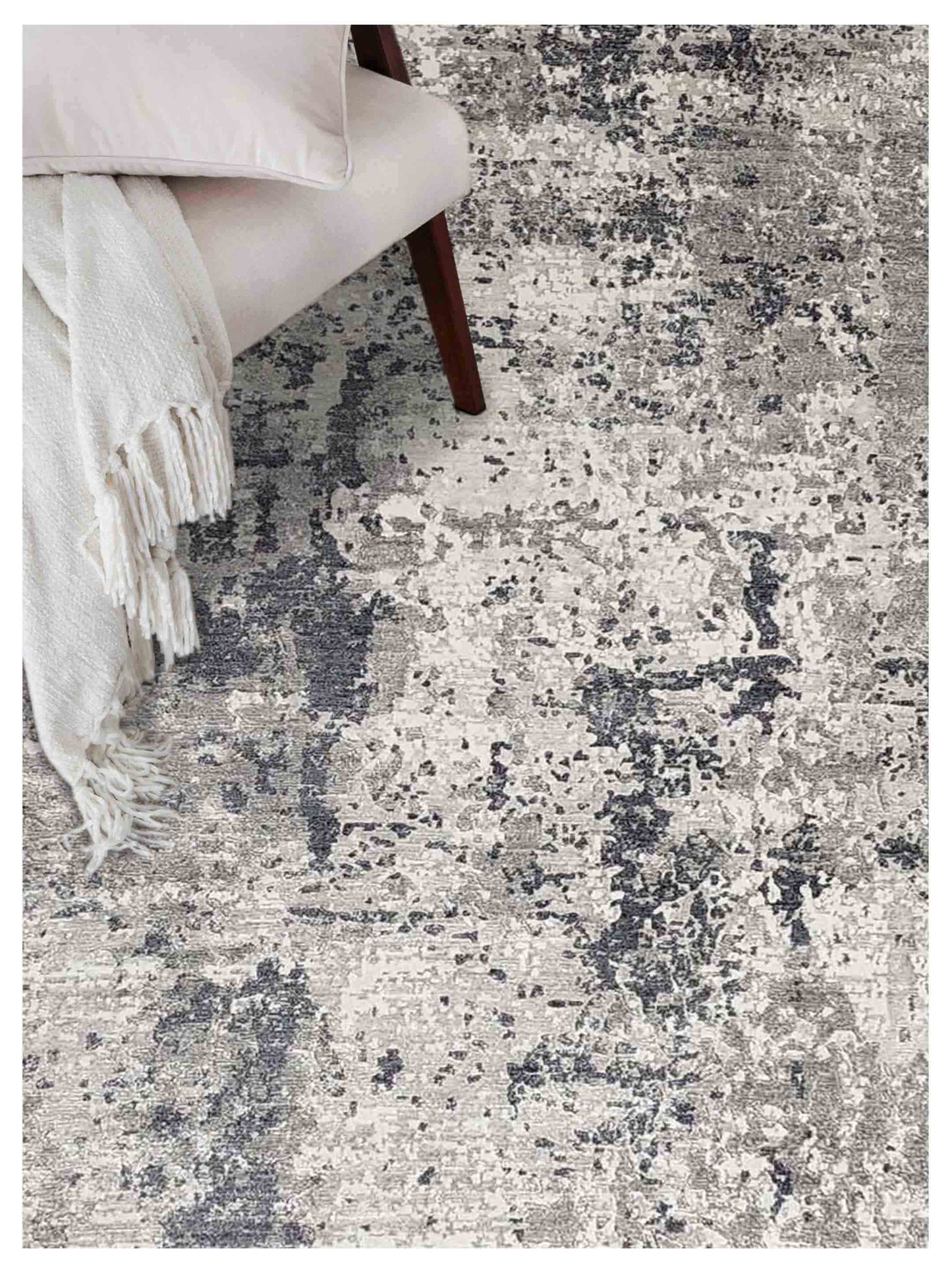 Artisan Mary  Silver Blue Contemporary Knotted Rug