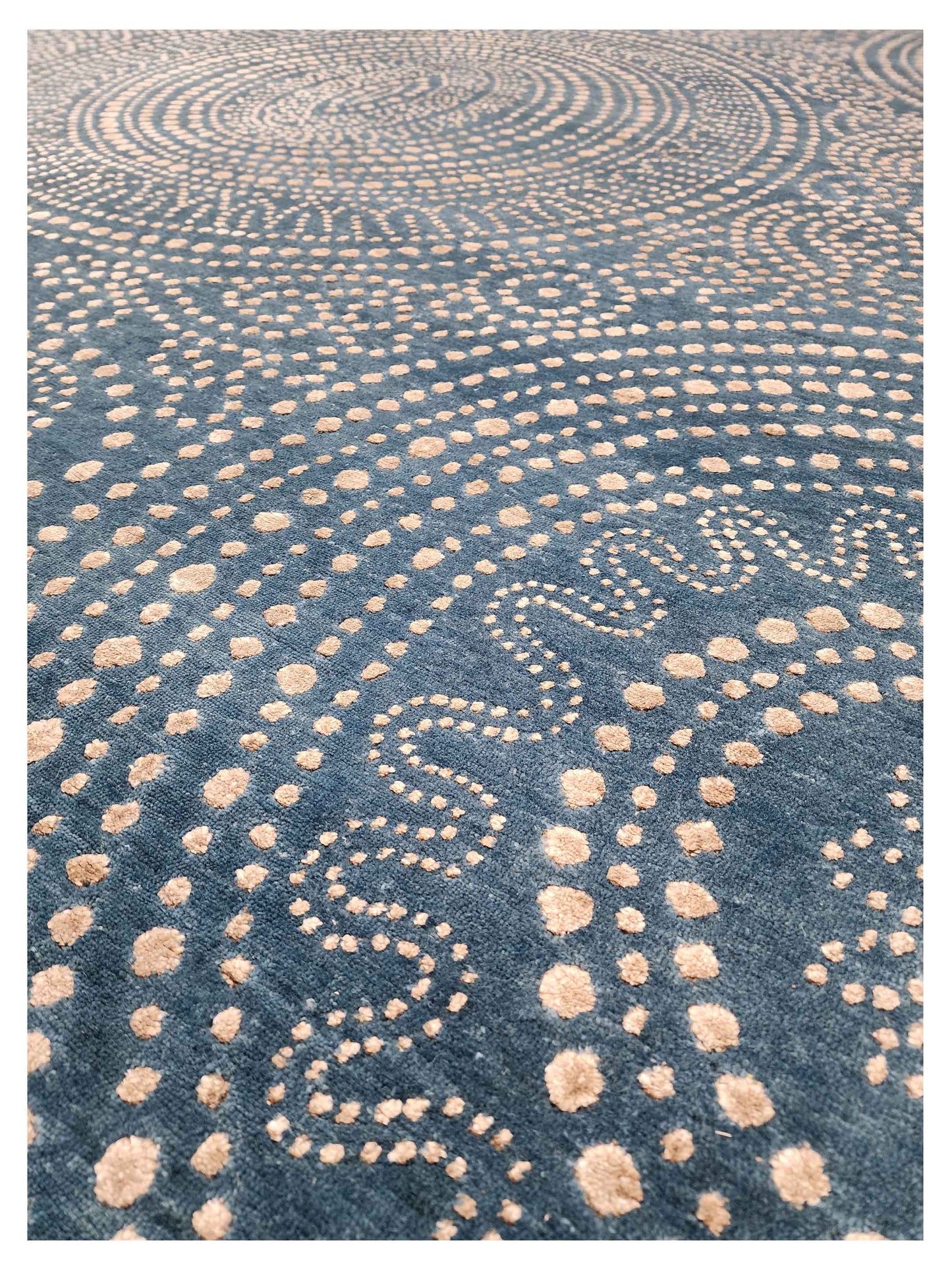 Artisan Mary  Blue  Contemporary Knotted Rug