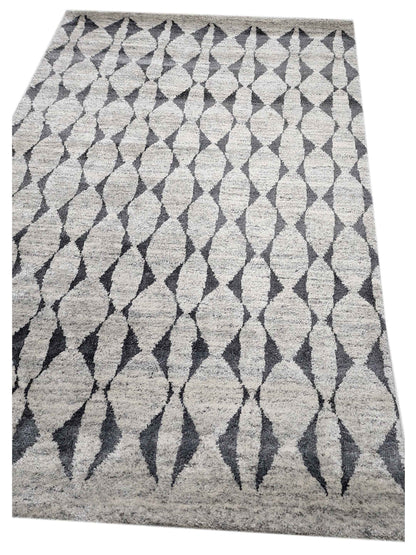 Artisan Marion  Lt.Grey Silver Transitional Knotted Rug