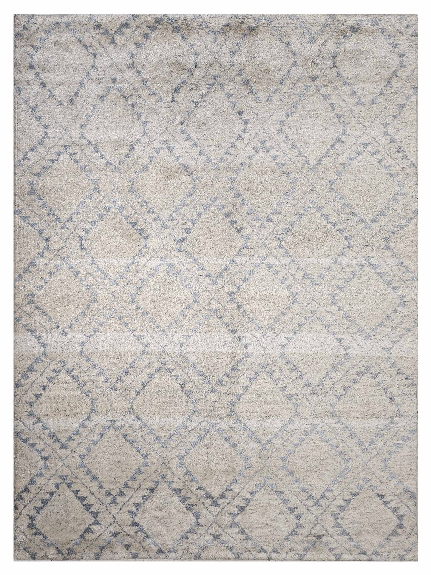 Artisan Marion MO-240 Ivory Transitional Knotted Rug