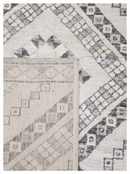 Artisan Marion  Dk.Grey Ivory Transitional Knotted Rug