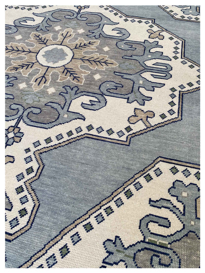 Artisan Blossom  Grey  Traditional Knotted Rug