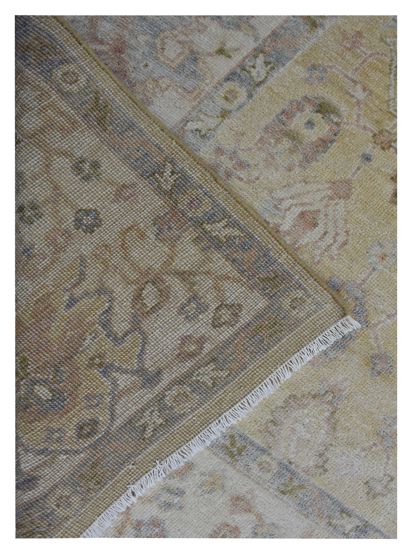 Artisan Priscilla Gold Ivory Traditional Knotted Rug