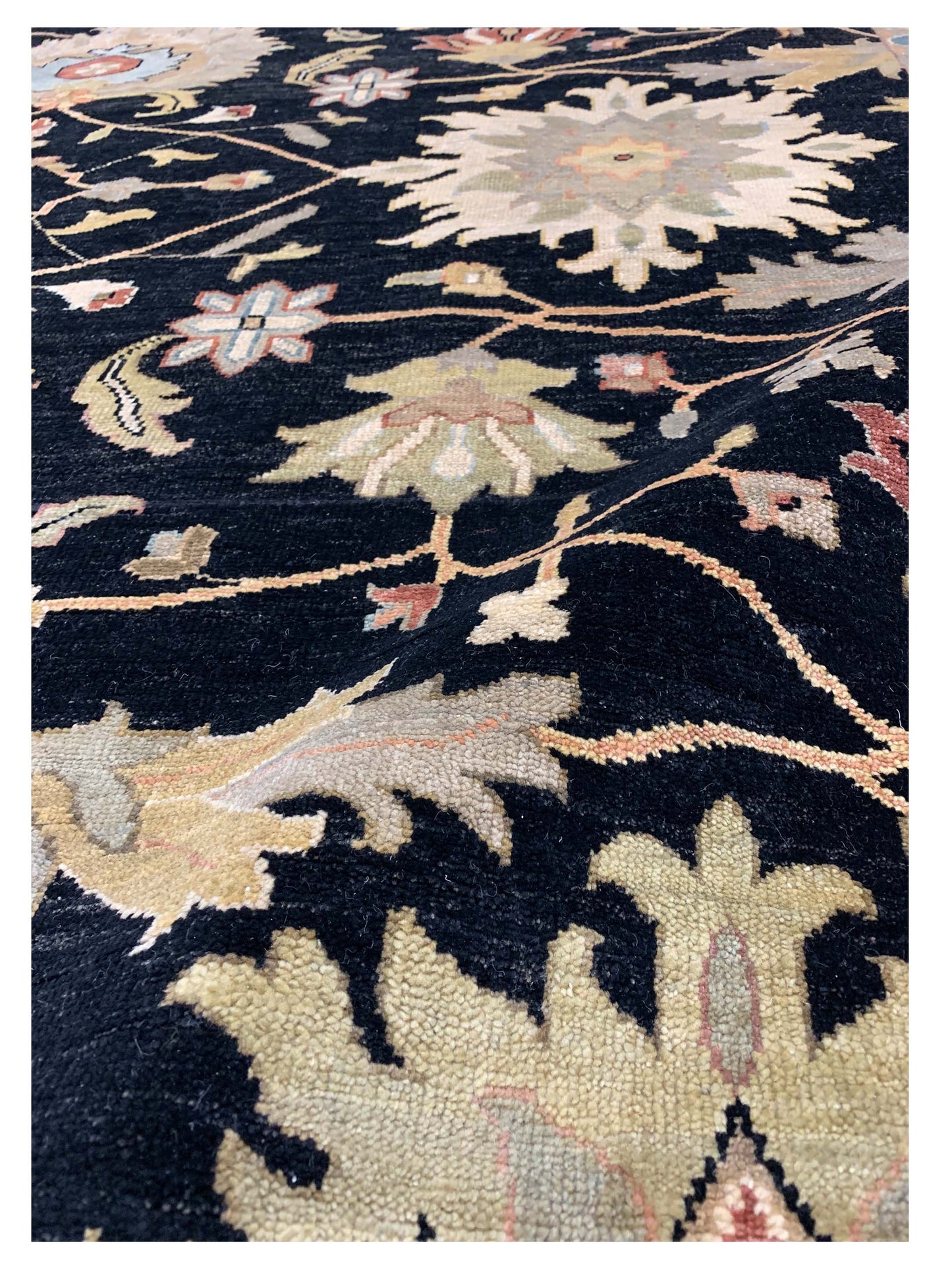 Artisan Cameron  Black Gold Traditional Knotted Rug