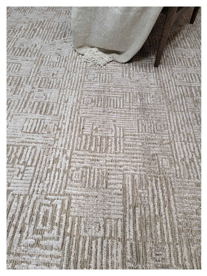 Limited Quantum QN-353 SMOKE Transitional Knotted Rug