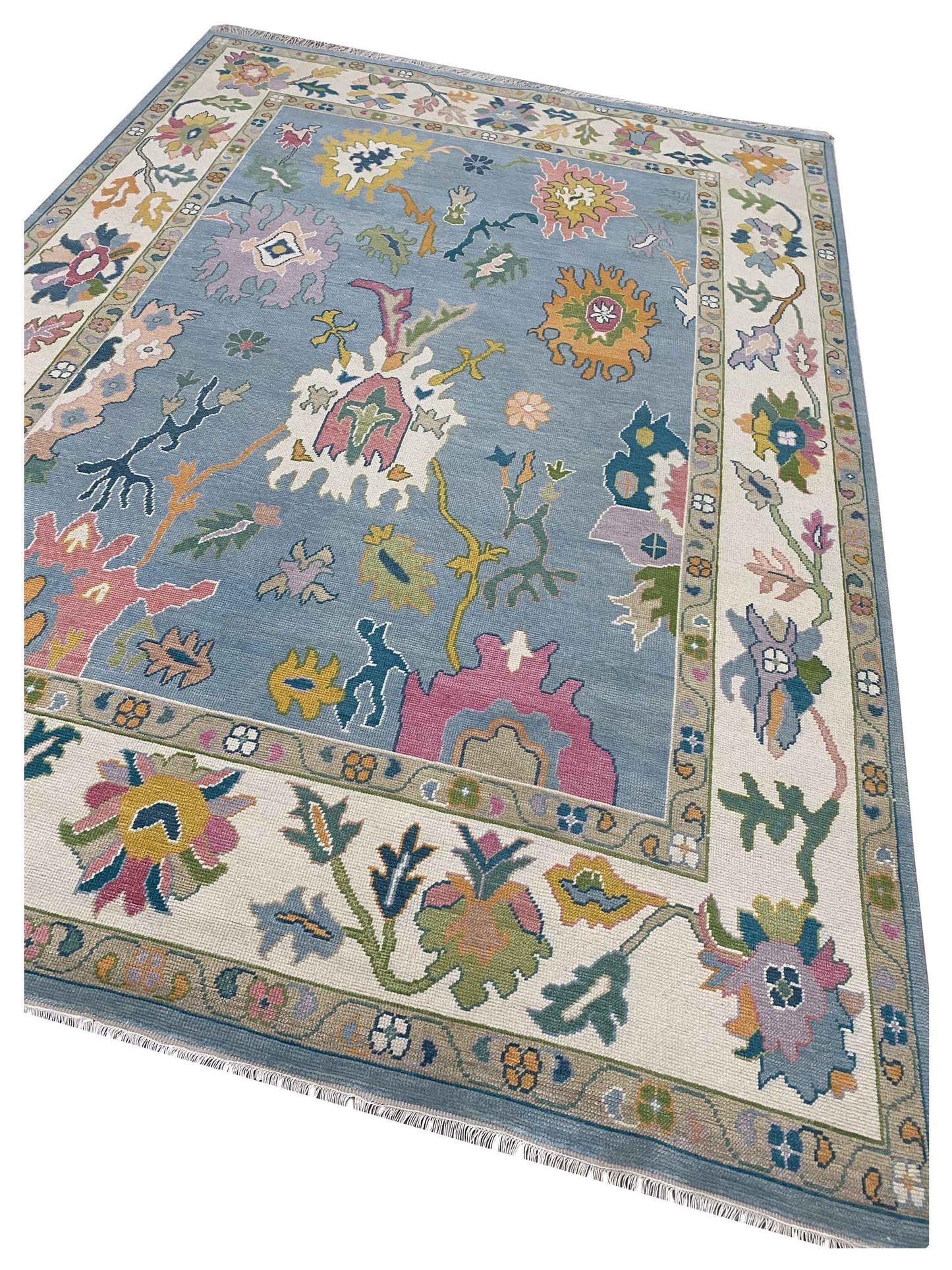 Artisan Blossom-2  Lt.Blue Ivory Traditional Knotted Rug