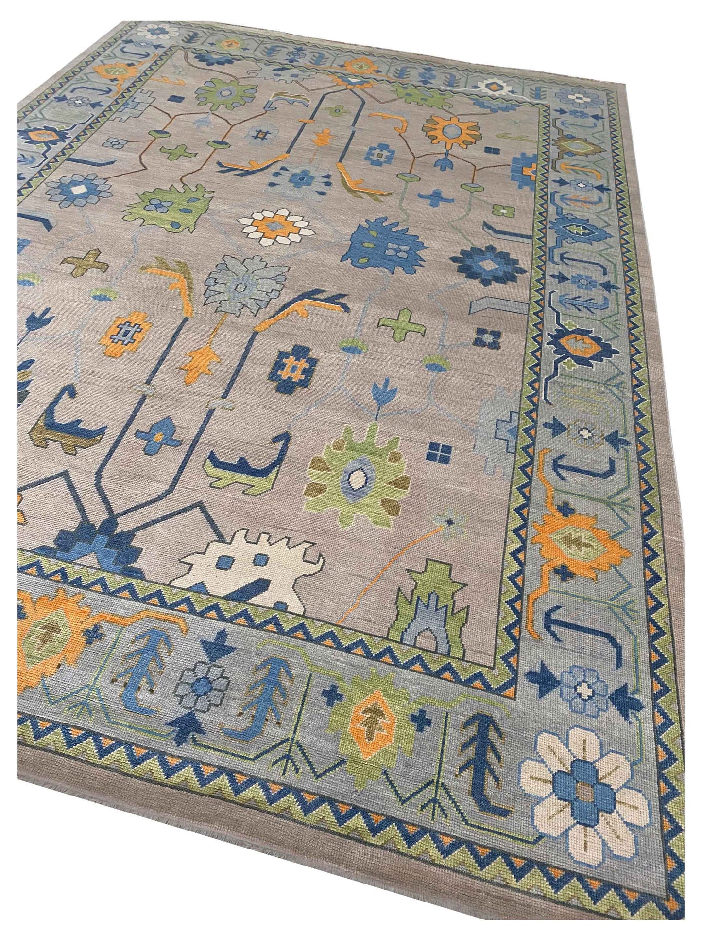 Artisan Blossom-2  Camel Grey Traditional Knotted Rug