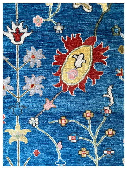 Artisan Cameron  Blue  Traditional Knotted Rug