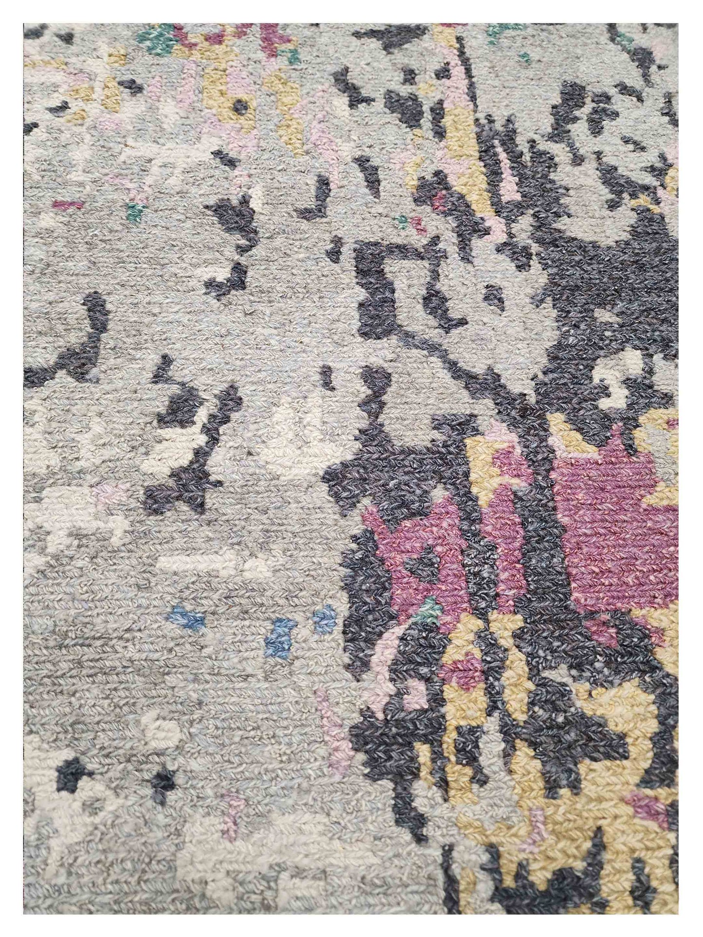 Artisan Sandra  Silver Multi Traditional Knotted Rug