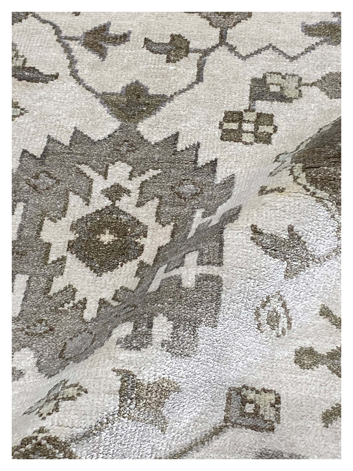 Artisan Emma  Ivory Camel Traditional Knotted Rug