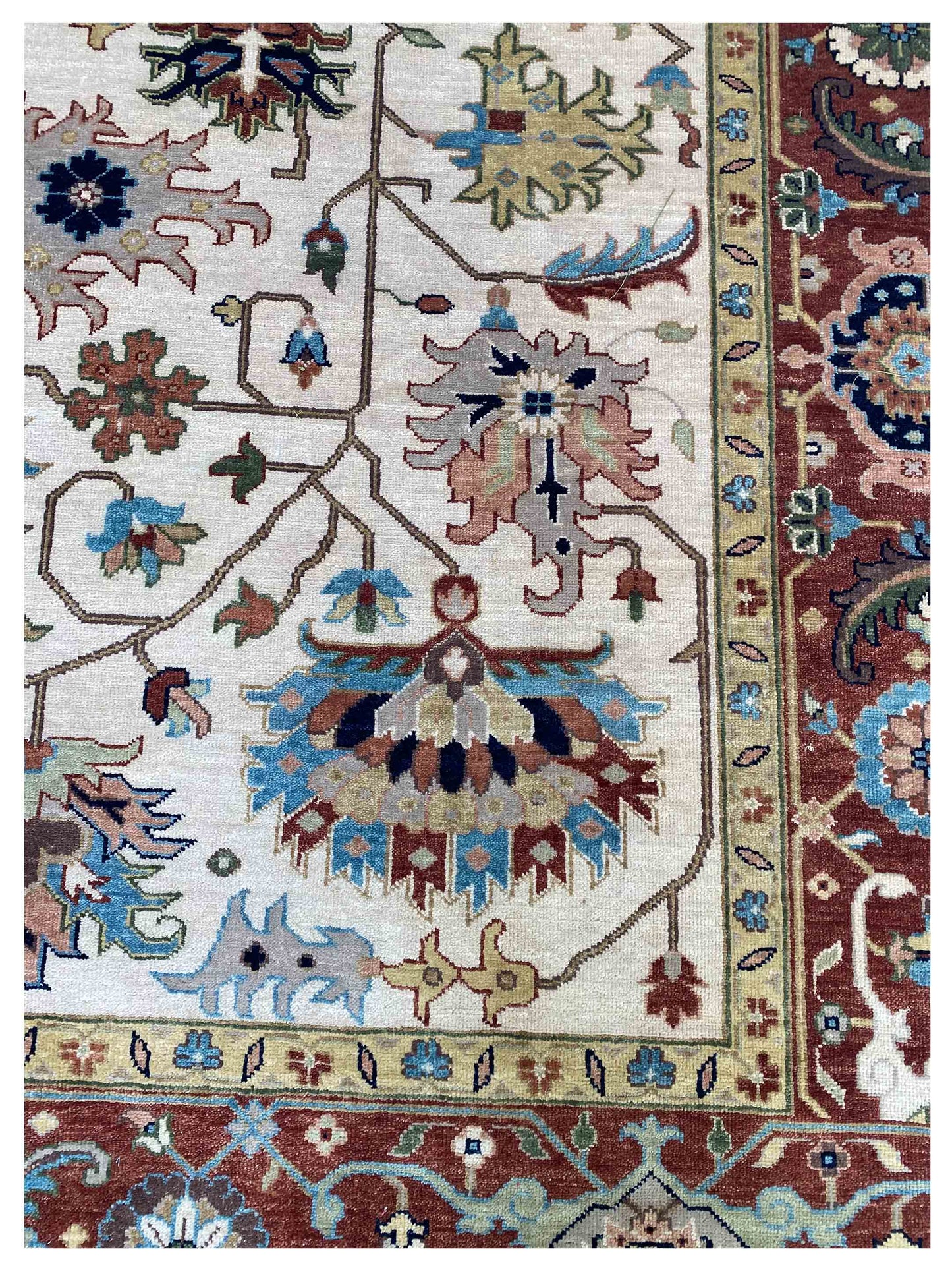 Artisan Sarapi  Ivory Rust Traditional Knotted Rug