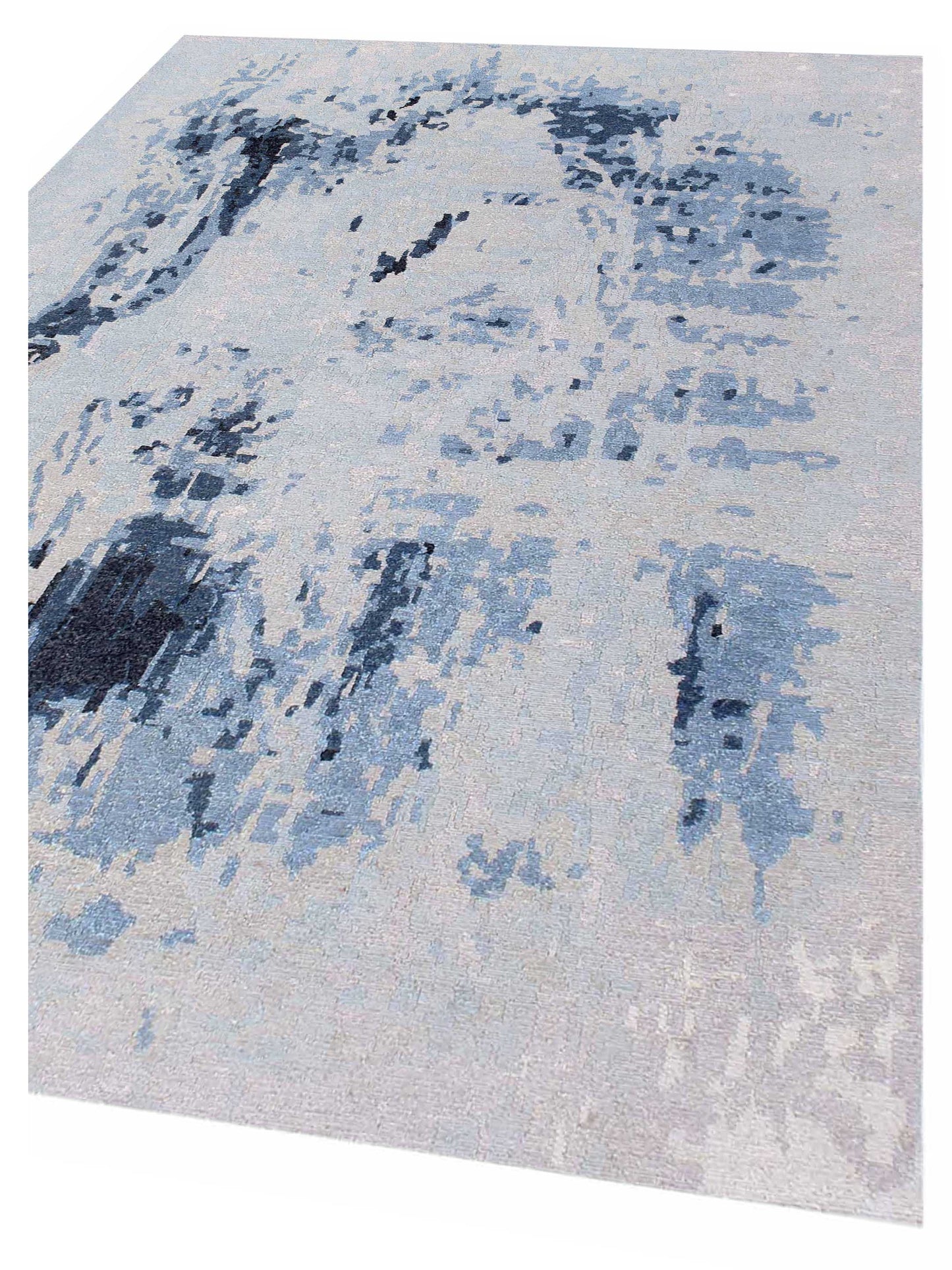 Artisan Sandra  Silver Blue Traditional Knotted Rug