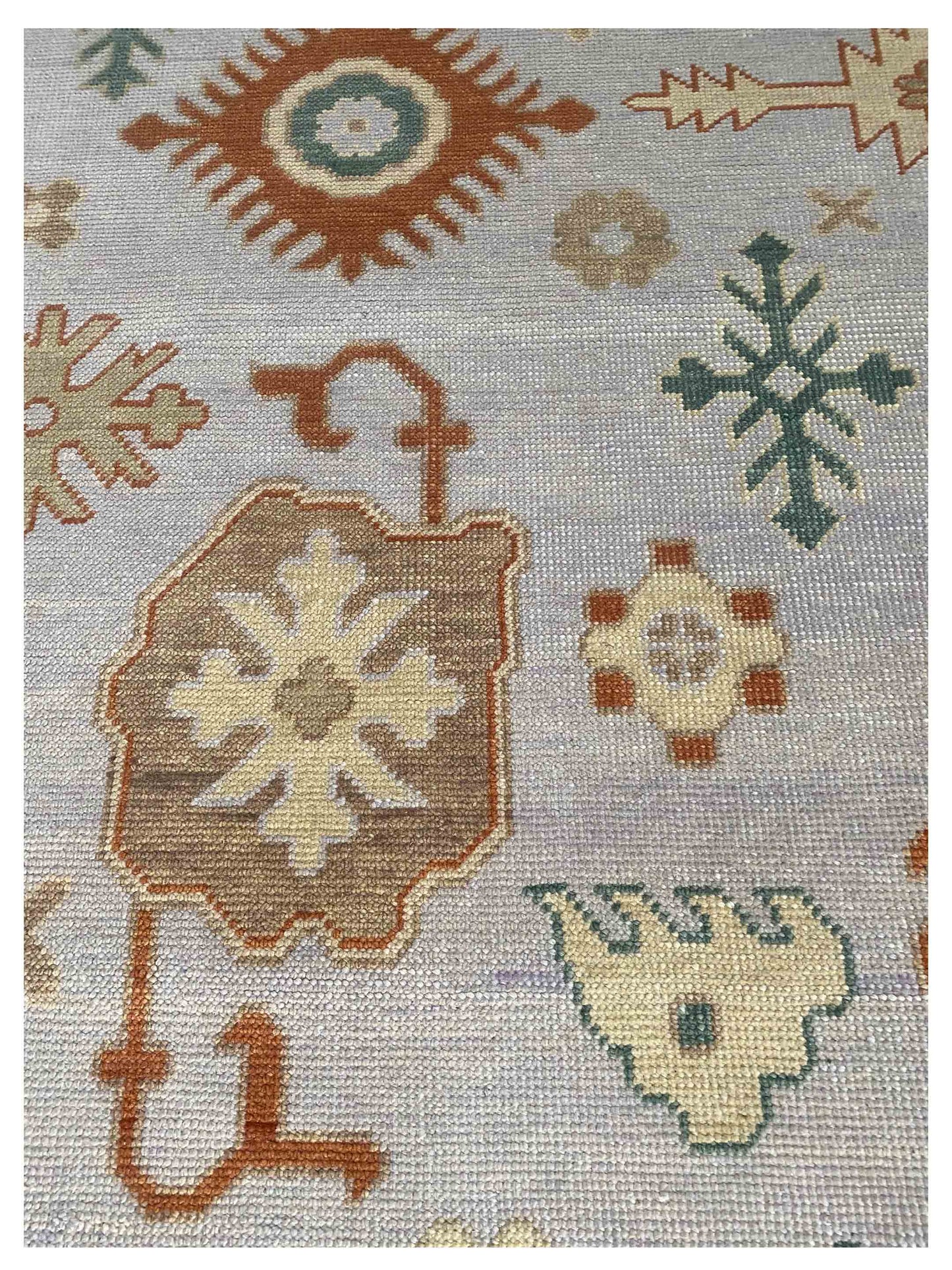Artisan Blossom-2  Silver Rust Traditional Knotted Rug