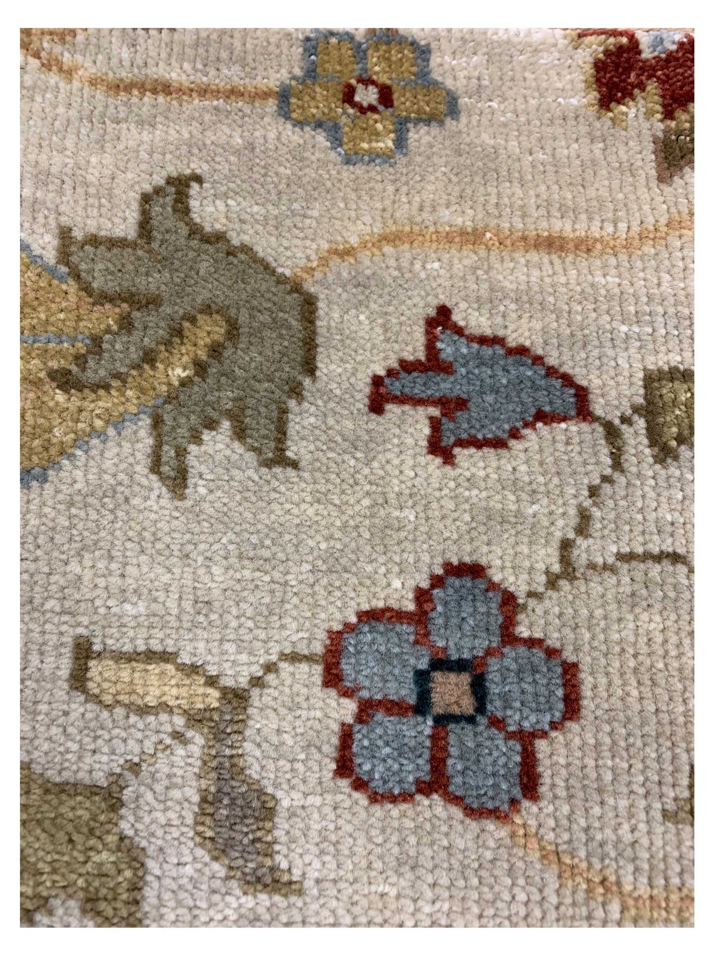 Artisan Cameron  Ivory Red Traditional Knotted Rug