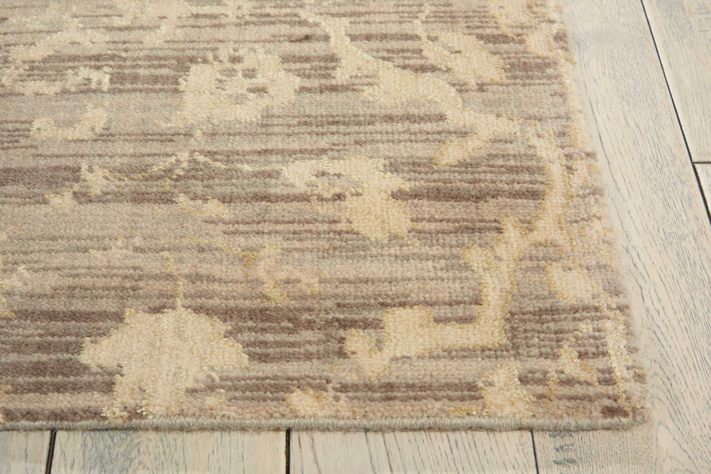 Nourison Home Silk Elements SKE22 Taupe  Traditional Loom Rug