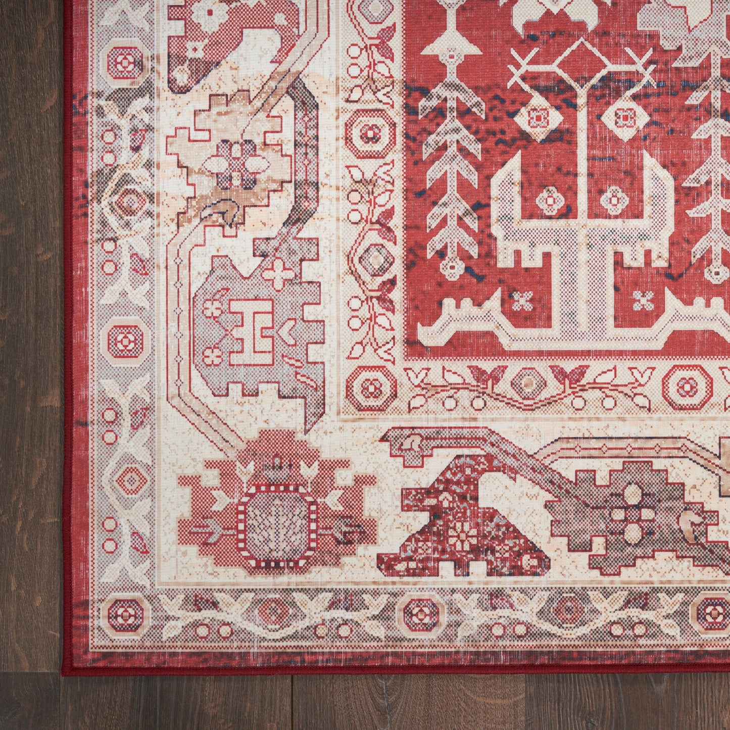Nourison Home Vintage Home VNH02 Red  Traditional Machinemade Rug